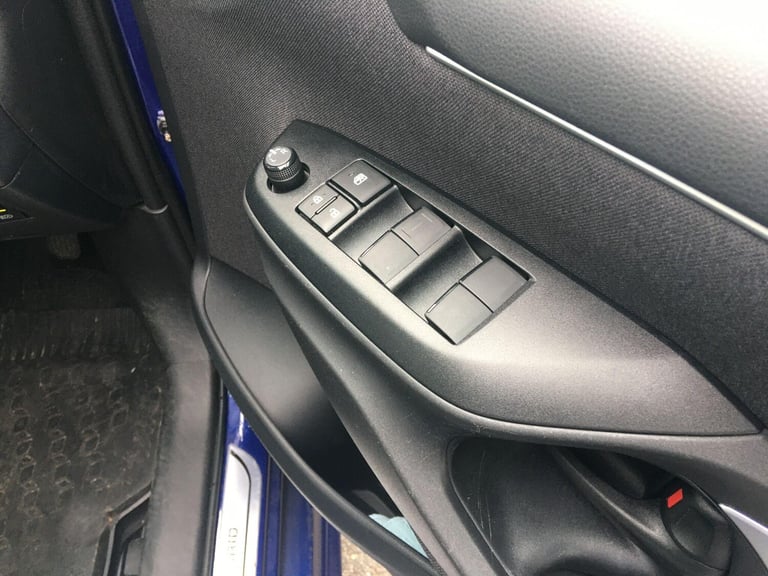 2023 Toyota Yaris 1.5 Hybrid Design 5dr CVT HATCHBACK PETROL/ELECTRIC Automatic