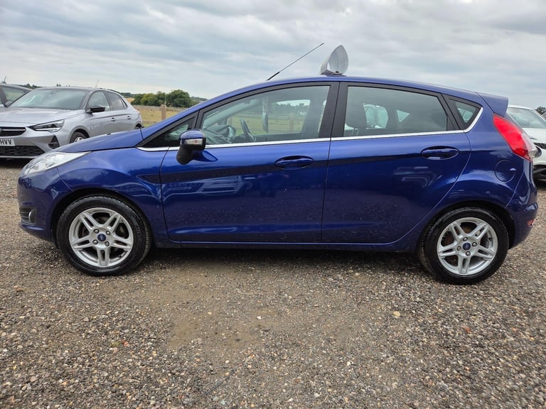 2014 Ford Fiesta 1.0T EcoBoost Zetec Euro 5 (s/s) 5dr Petrol