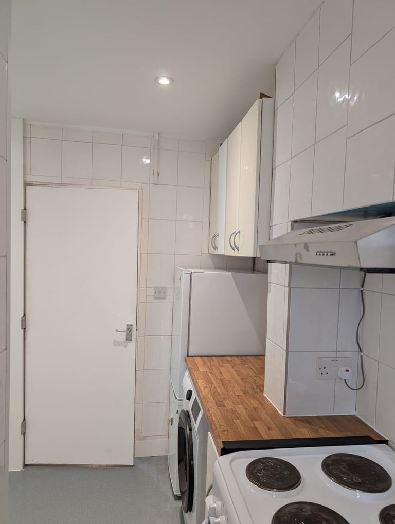 one/two bed room 
