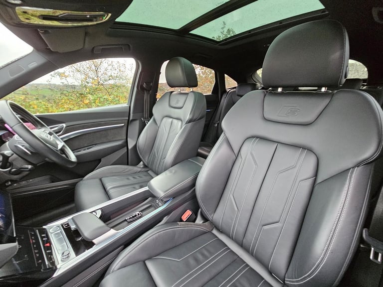 Audi E-TRON S LINE 55 QUATTRO 2021  **PAN ROOF**