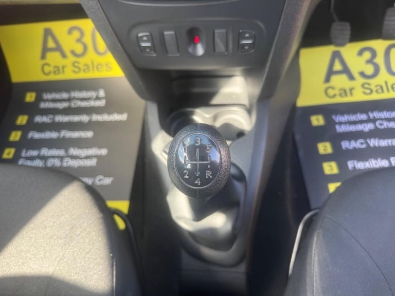 2015 Dacia Sandero 1.2 Ambiance Euro 6 5dr Hatchback Petrol Manual