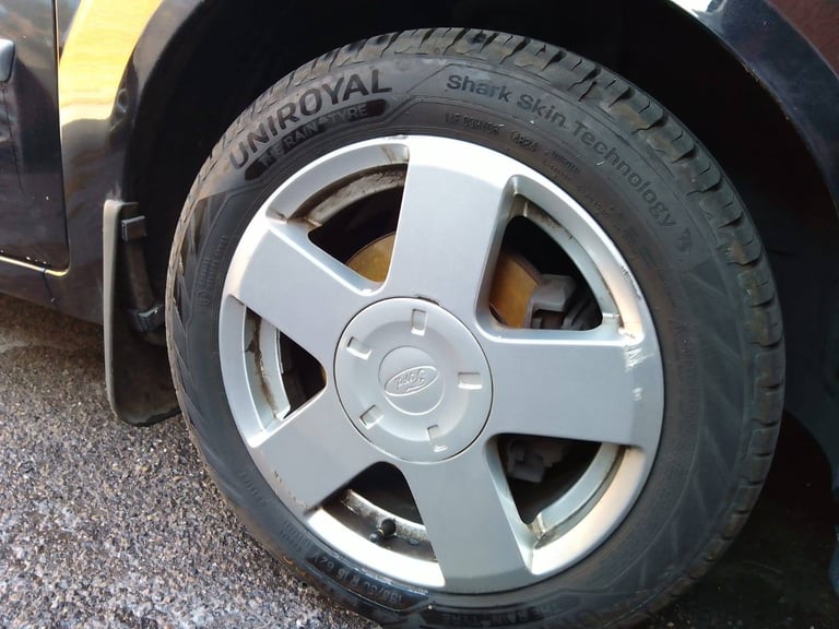 FORD FIESTA, Hatchback, 2006, Manual, 1388 (cc), 5 doors