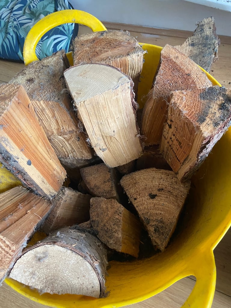 Fire wood - Two tubs full and dry