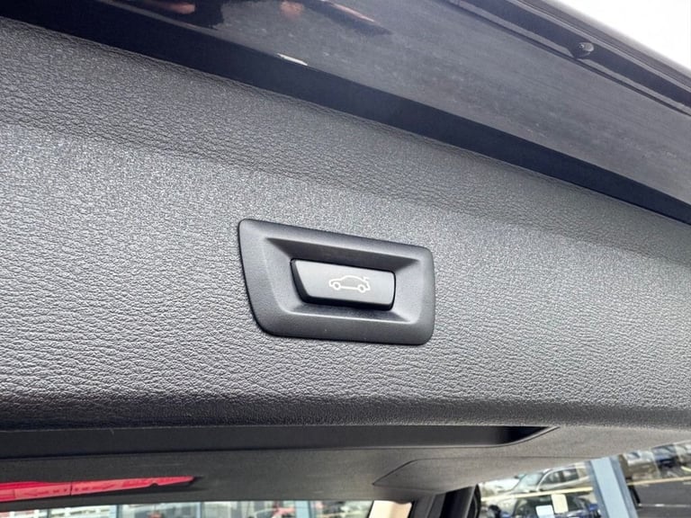 2018 18 BMW X1 18I XLINE SUV SDRIVE 140PS Petrol Manual with great specification