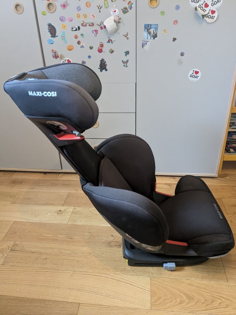 Two Maxi Cosi Car Seats