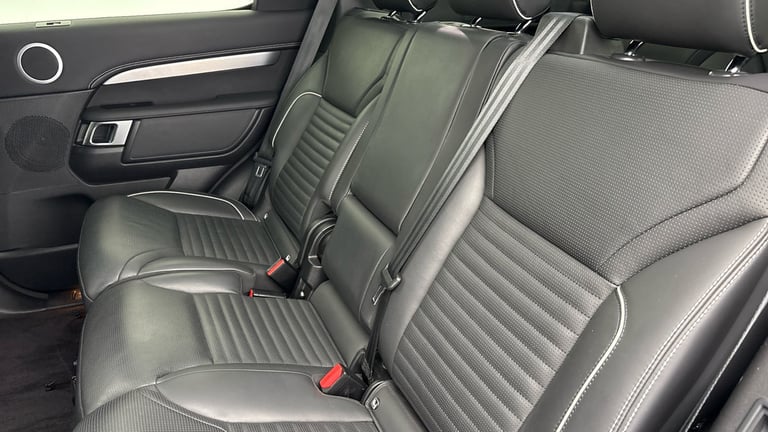 2021 Land Rover Discovery 3.0 D300 MHEV R-Dynamic HSE SUV 5dr Diesel Auto 4WD Euro 6 (s/s) (300 p...