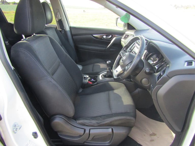 NISSAN X-TRAIL 1.6 DCI CONNECTA 4X4 - 7 SEATS - 1 OWNER - FSH - NAV*DAB*360 CAM