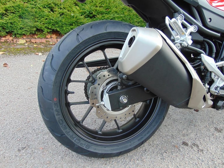 Honda CB500 FA-G 2016 Superb Naked A2 compliant roadster little use 4137 miles