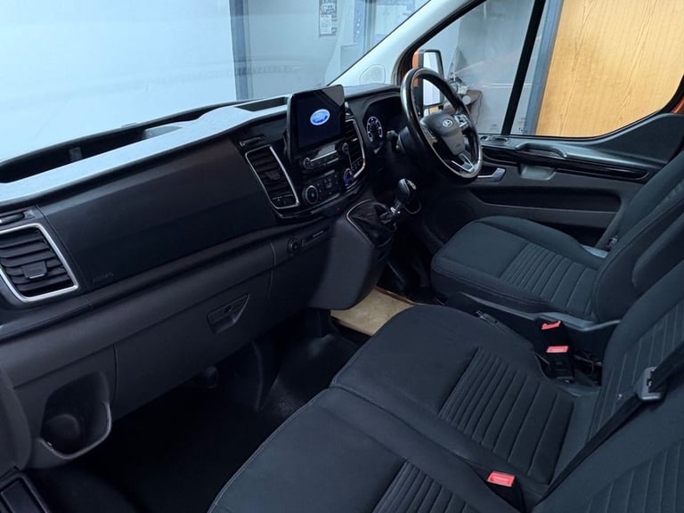 2021 Ford Transit Custom 2.0 300 EcoBlue Limited Panel Van 5dr Diesel Manual L2 H1 Euro 6 (s/s) (...