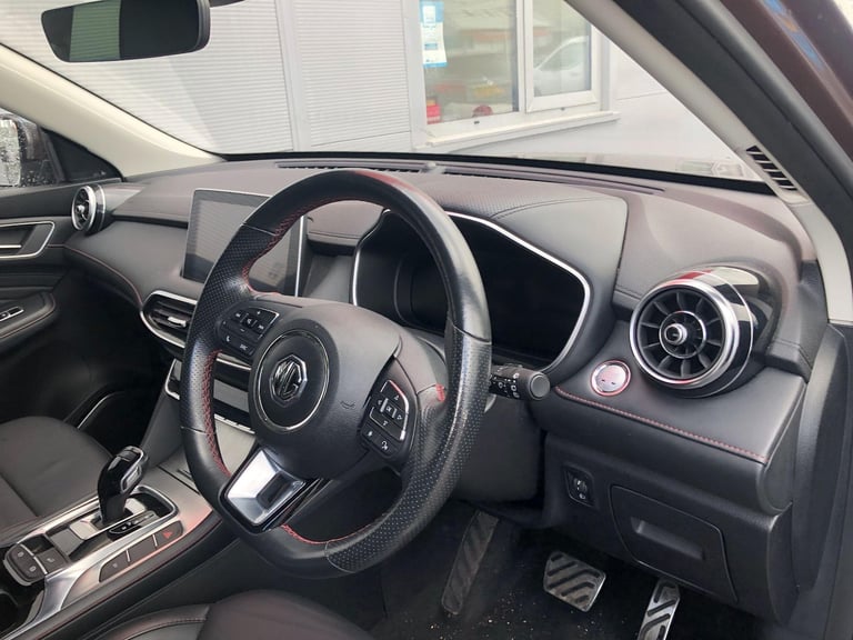 2023 MG MG HS 1.5 T-GDI 16.6kWh Trophy Auto Euro 6 (s/s) 5dr ESTATE Petrol/Electric Hybrid Automatic