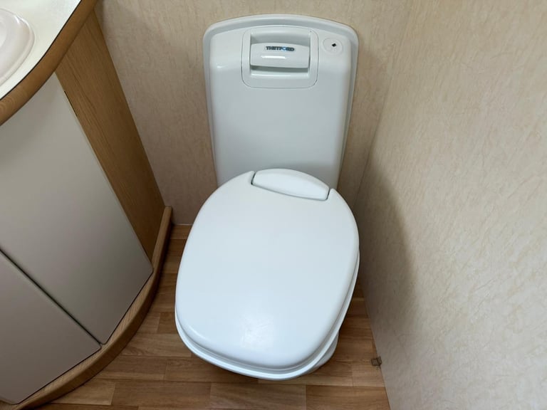 Coachman Amara 450/2 2008