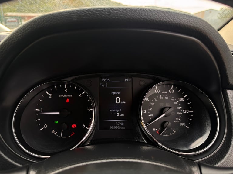 2015 Nissan Qashqai 1.6 dCi Tekna 5dr 4WD HATCHBACK Diesel Manual