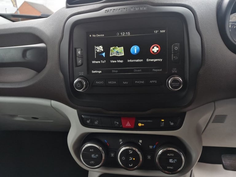 2015 Jeep Renegade 1.4 Multiair Limited 5dr DDCT ESTATE PETROL Automatic