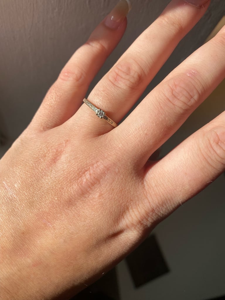 9ct diamond engagement ring 