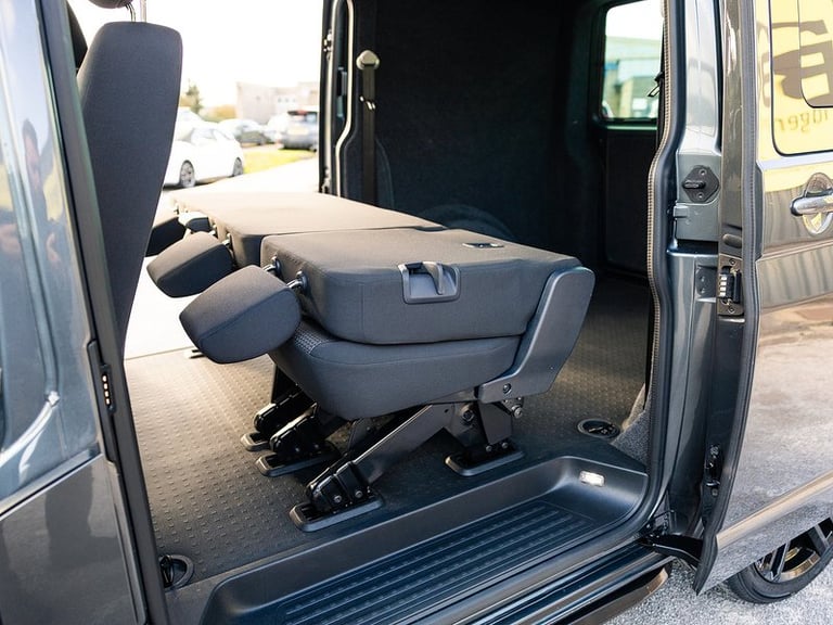 2024 Volkswagen Transporter 2.0 TDI 150 Highline Kombi Van DSG WINDOW VAN DIESEL Automatic