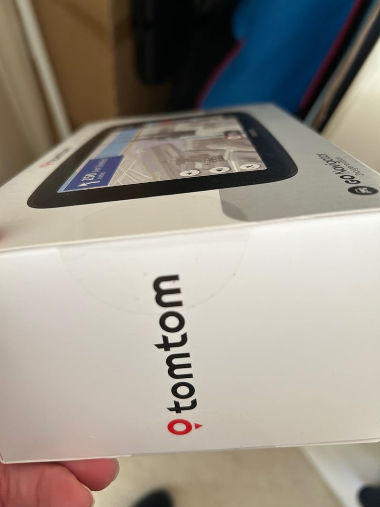 Brand New Tom tom Go Navigator 2nd generation