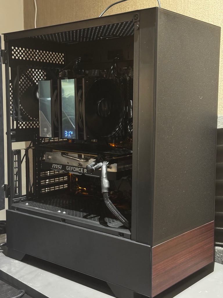 image for Gaming PC Ryzen 9 3900X RTX 2080 Super