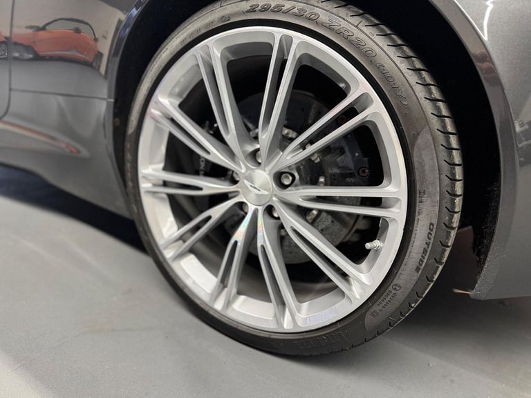 ASTON MARTIN VIRAGE 6.0 V12 Volante T-TronicII Euro 5 2dr 2011