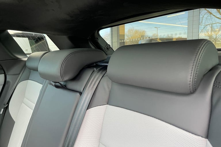  Land Rover Range Rover Evoque 2.0 D200 MHEV Autobiography SUV 5dr Diesel Auto 4WD Euro 6 (s/s) (...