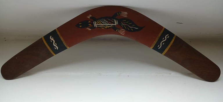 image for VINTAGE AUSTRALIAN HANDMADE,HAND PAINTED WOODEN BOOMERANG