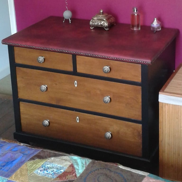 image for Chest of Drawers