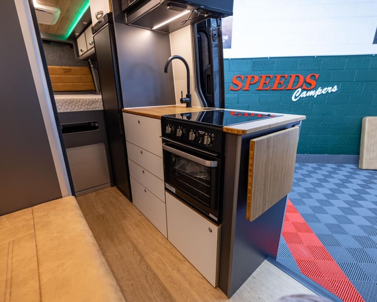 MAN TGE Camper 3.180 4X4 LION XP LWB WILDCAT SPEEDS EDITION, AUTO