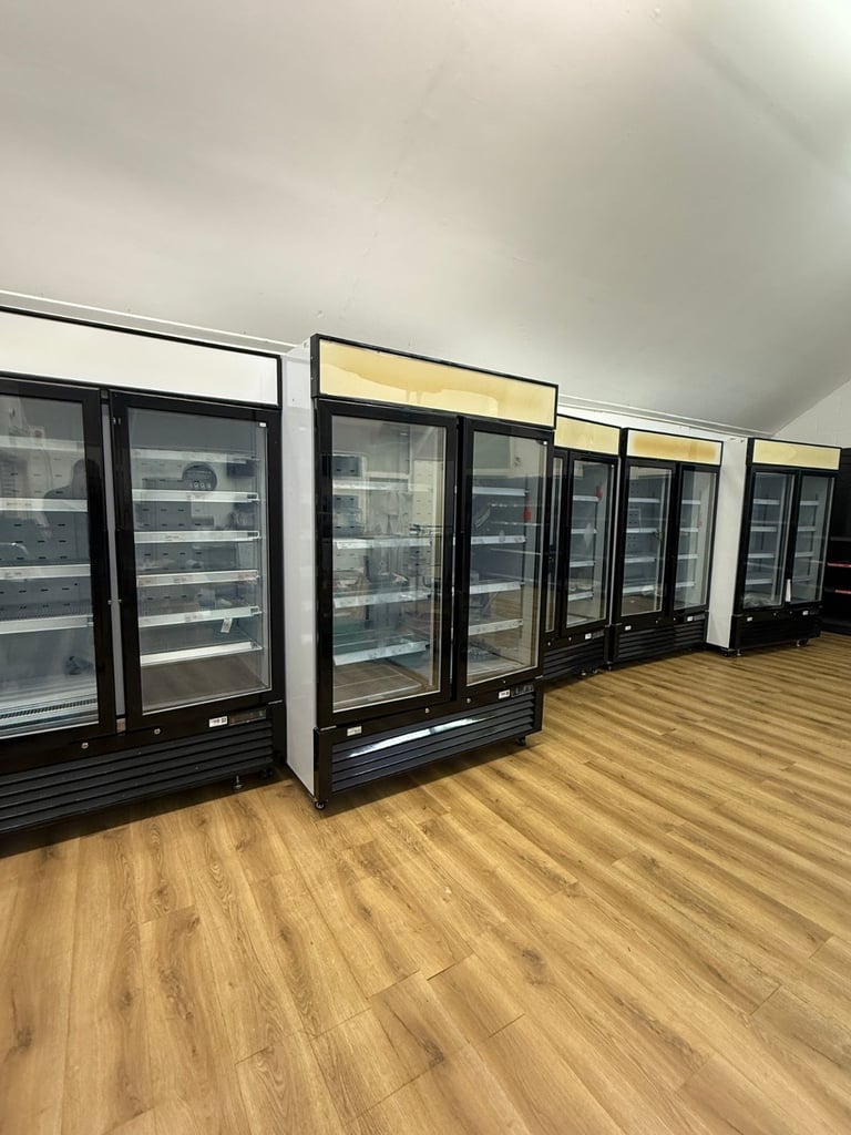 Commercial upright fridge or freezer display for shop cafe supermarket 