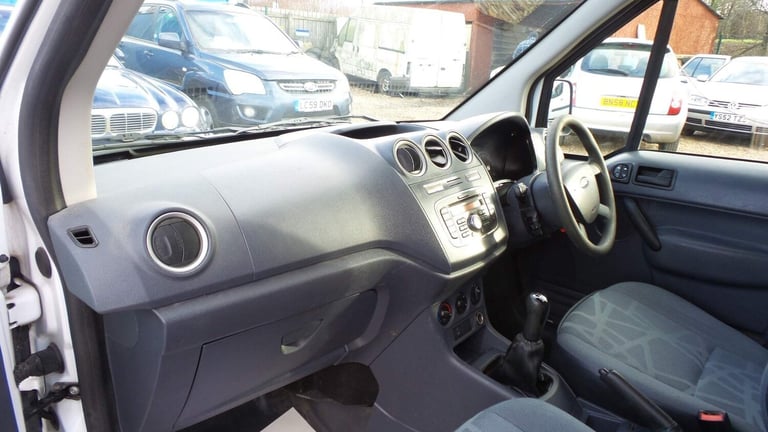 2013 Ford Transit Connect Low Roof Van TDCi 90ps PANEL VAN DIESEL Manual