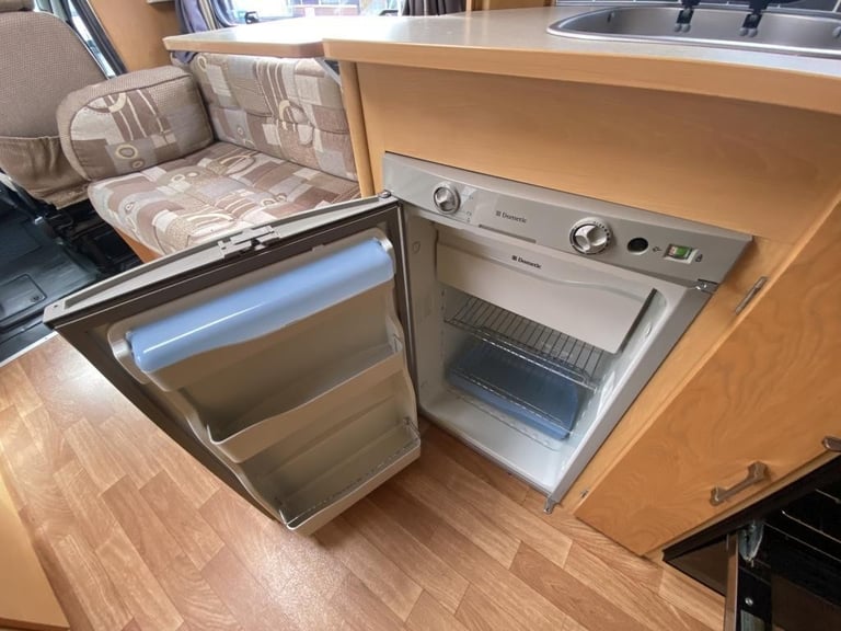 2010 (60) ELDDIS AUTOQUEST 155 4 BERTH MOTORHOME