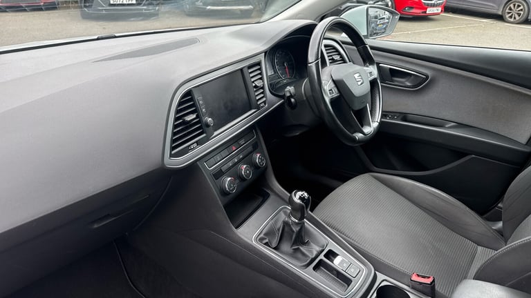 2017 SEAT Leon 1.2 TSI SE Dynamic Technology 5dr HATCHBACK PETROL Manual