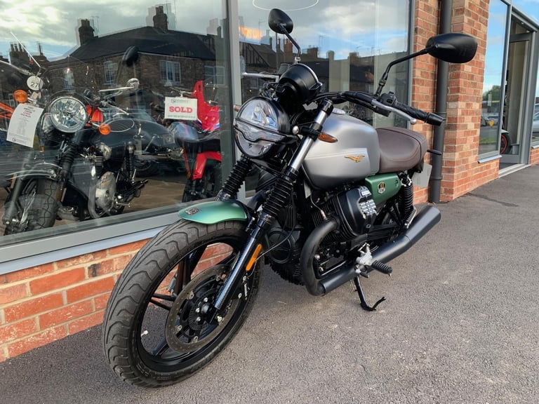 Moto Guzzi V7 CENTANARIO - ONE OWNER - 2 YEAR WARRANTY 