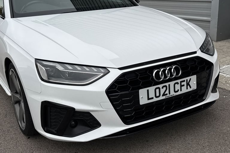 2021 Audi A4 2.0 TDI 35 Black Edition S Tronic Euro 6 (s/s) 4dr Saloon DIESEL Automatic