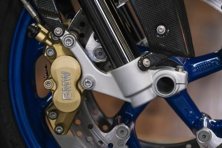 BMW HP2 *Rare Megamoto*