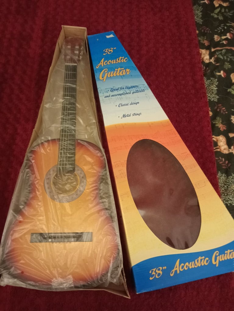 38" Acoustic guitar 