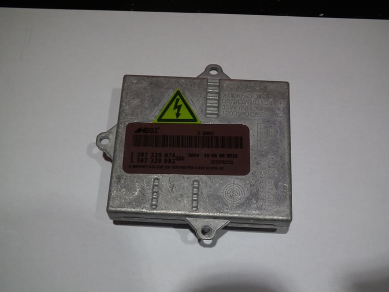 BMW 630i Headlight Control Module