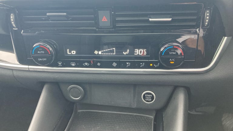 2022 Nissan Qashqai 1.3 DiG-T MH 158 N-Connecta 5dr Xtronic HATCHBACK PETROL Automatic