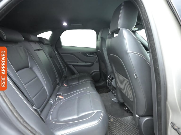 2016 Jaguar F-Pace 3.0 D300 V6 S SUV 5dr Diesel Auto AWD Euro 6 (s/s) (300 ps) SUV DIESEL Automatic