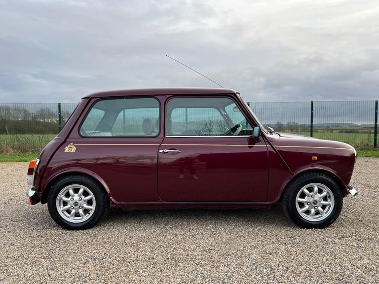 ROVER MINI RARE AUTOMATIC 40TH ANNIVERSARY EDITION IN MULBERRY * FULL LEATHER *