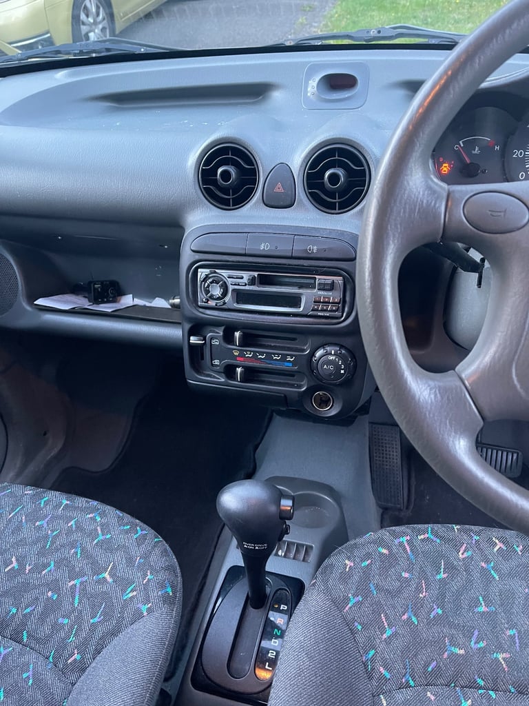 Automatic Hyundai Amica, 5 doors, LOW MILEAGE, 2000, 1L engine