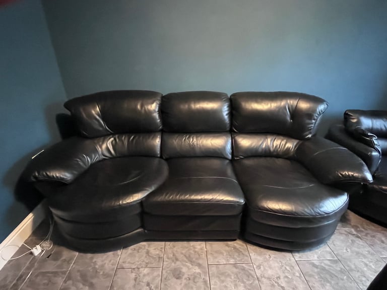 Leather suite 