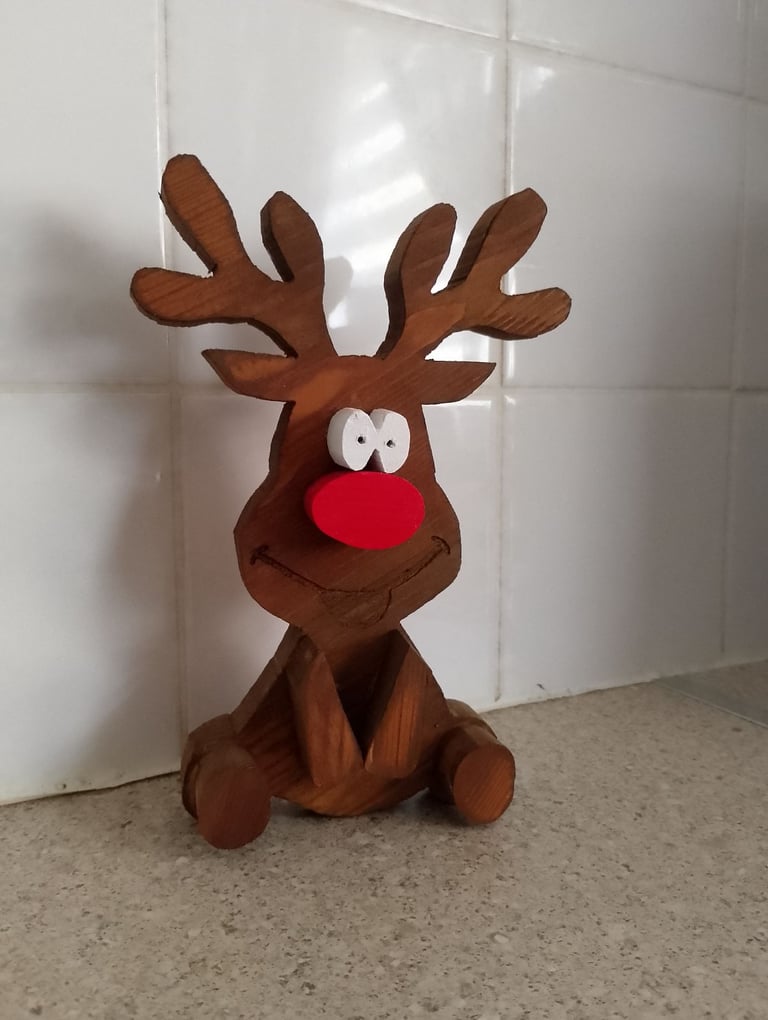 Wooden reindeer 