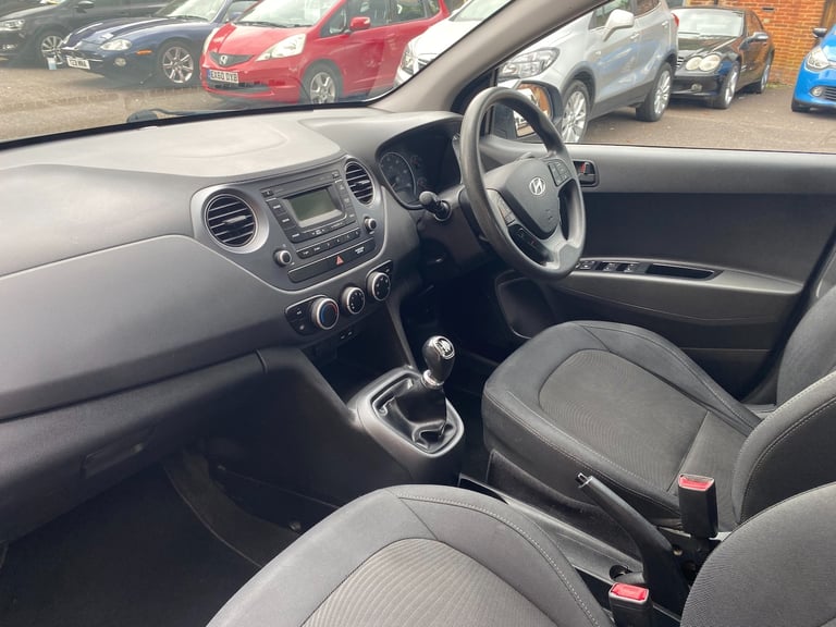 2017 Hyundai i10 1.2 SE Hatchback 5dr Petrol Manual Euro 6 (87 ps) Petrol