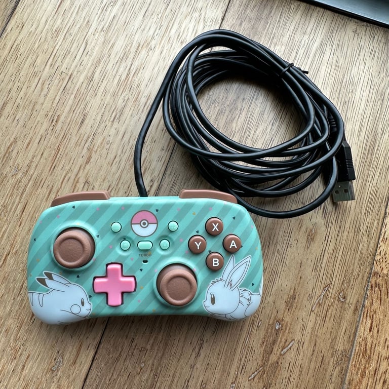 Nintendo Switch Horipad Mini - Pokemon: Pikachu & Eevee