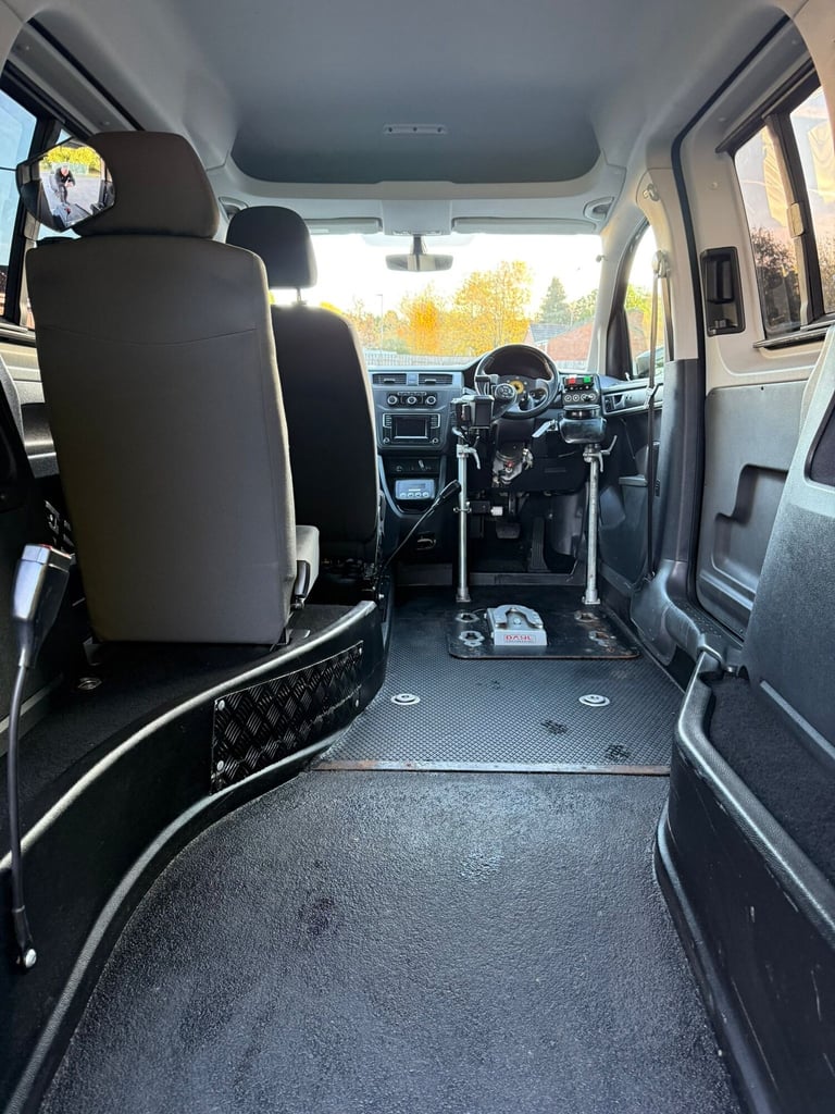 2018 VW CADDY 1.4 PETROL AUTOMATIC DRIVE FROM DISABLED DISABILITY VEHICLE 