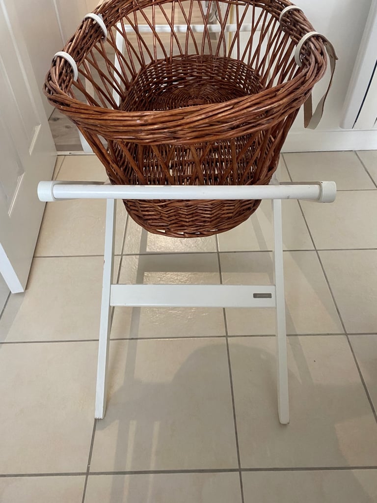 image for John Lewis Moses Basket