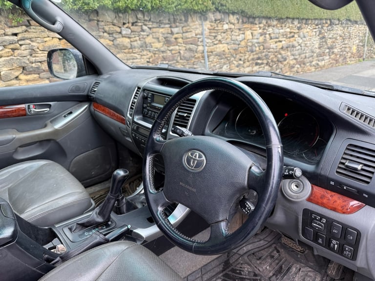 2007 Toyota Landcruiser LC4 3.0 D4-D AUTO 4X4 BLACK ESTATE Diesel Automatic