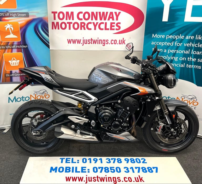 TRIUMPH STREET TRIPLE 765 RS, 2023(23), 10,107 MILES, FSH, IMMACULATE, £7995