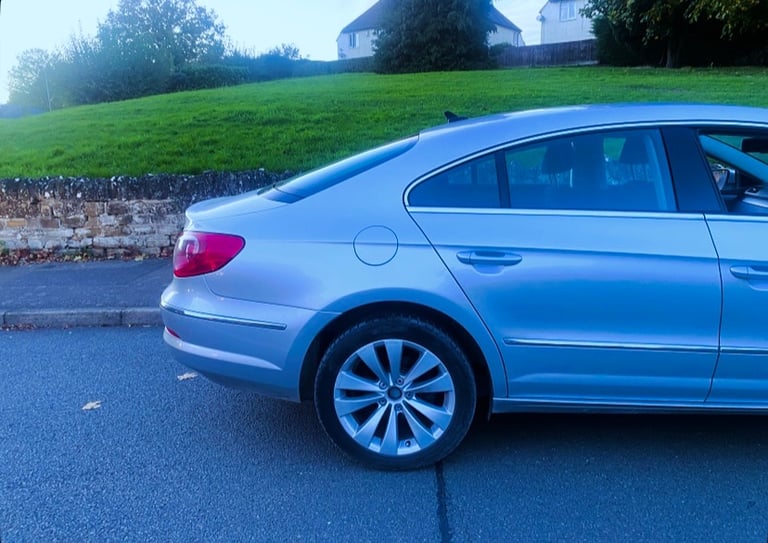 Passat AUTOMATIC satnav great condition car