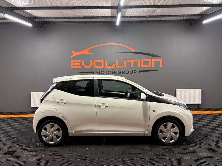 2018 Toyota AYGO 1.0 VVT-i X-Play 5dr HATCHBACK Petrol Manual
