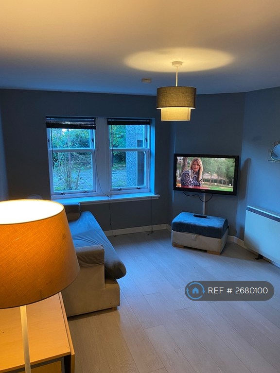 image for 1 bedroom flat in Upper Bridge Street, Stirling, FK8 (1 bed) (#2680100)
